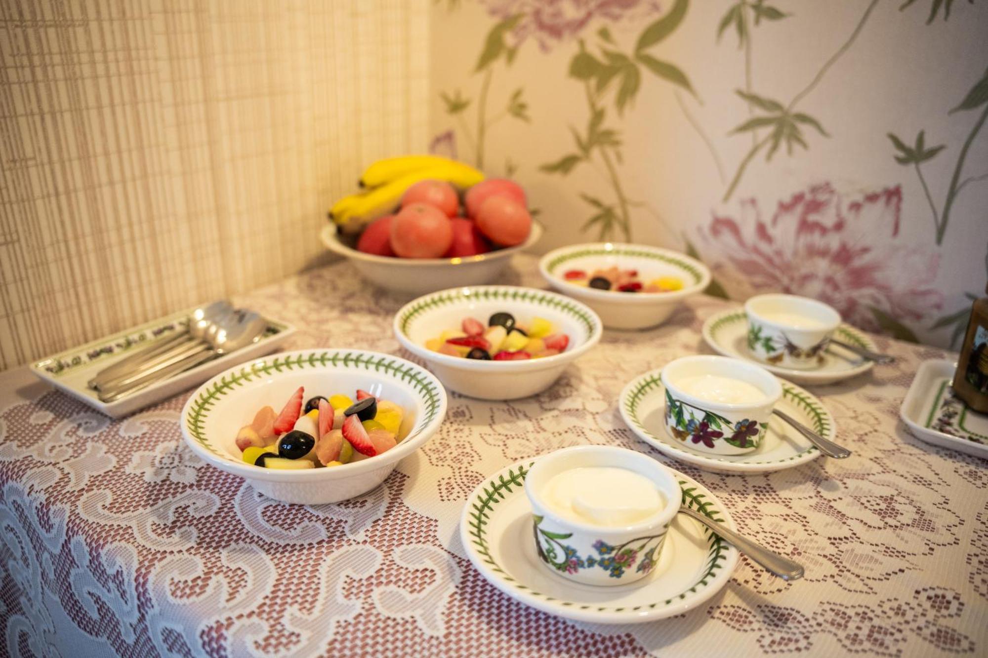 Gwrach Ynys Country Guest House Гарлек Екстер'єр фото