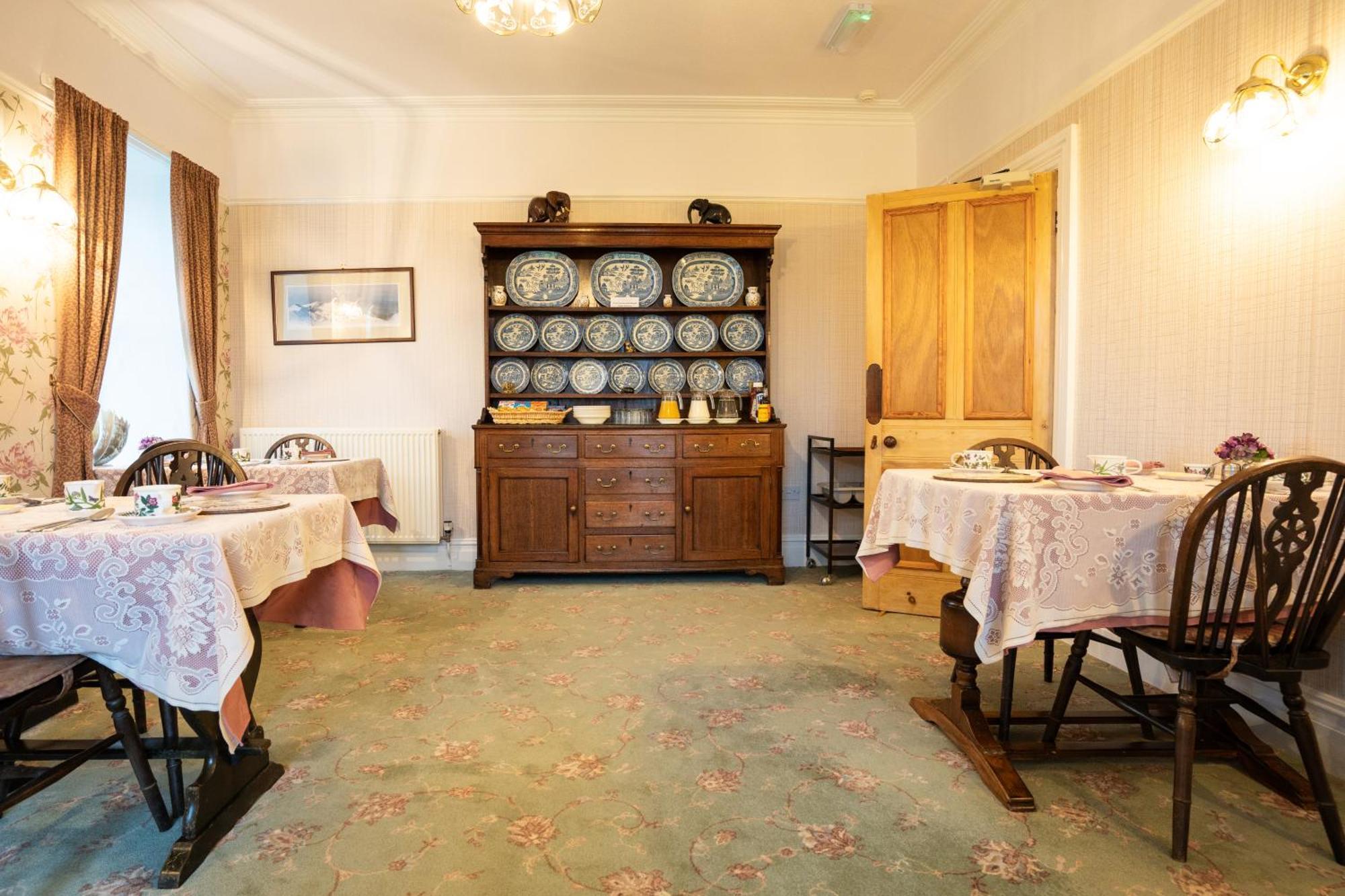 Gwrach Ynys Country Guest House Гарлек Екстер'єр фото