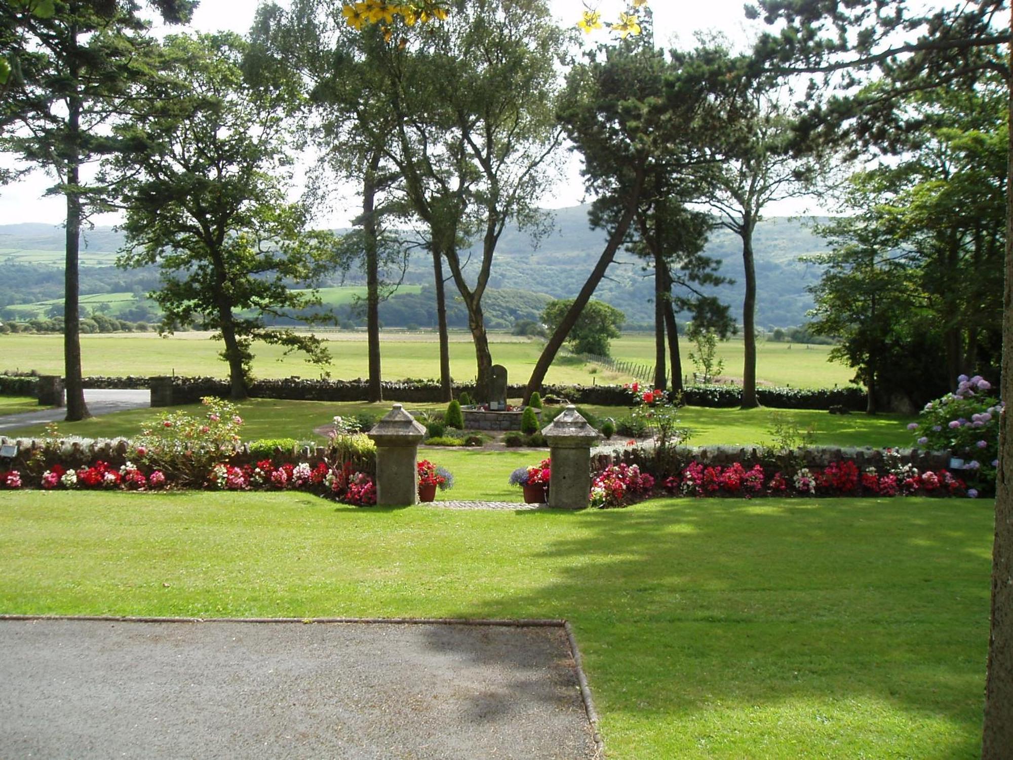 Gwrach Ynys Country Guest House Гарлек Екстер'єр фото